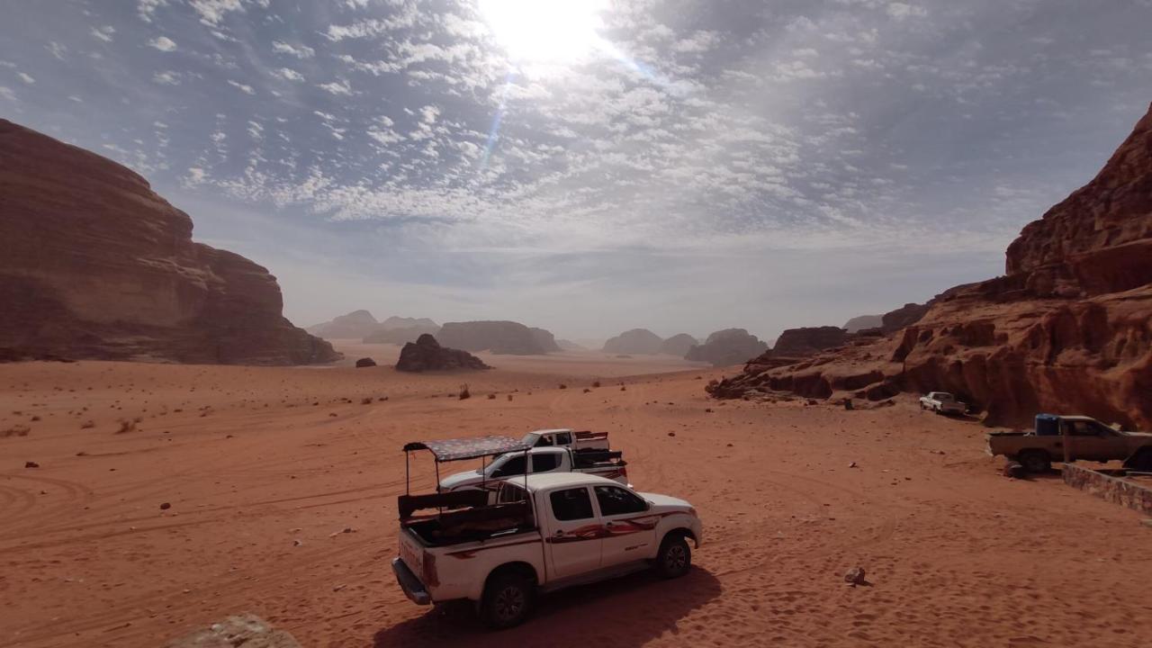 와디럼 Bedouin Memories Camp B&B 외부 사진