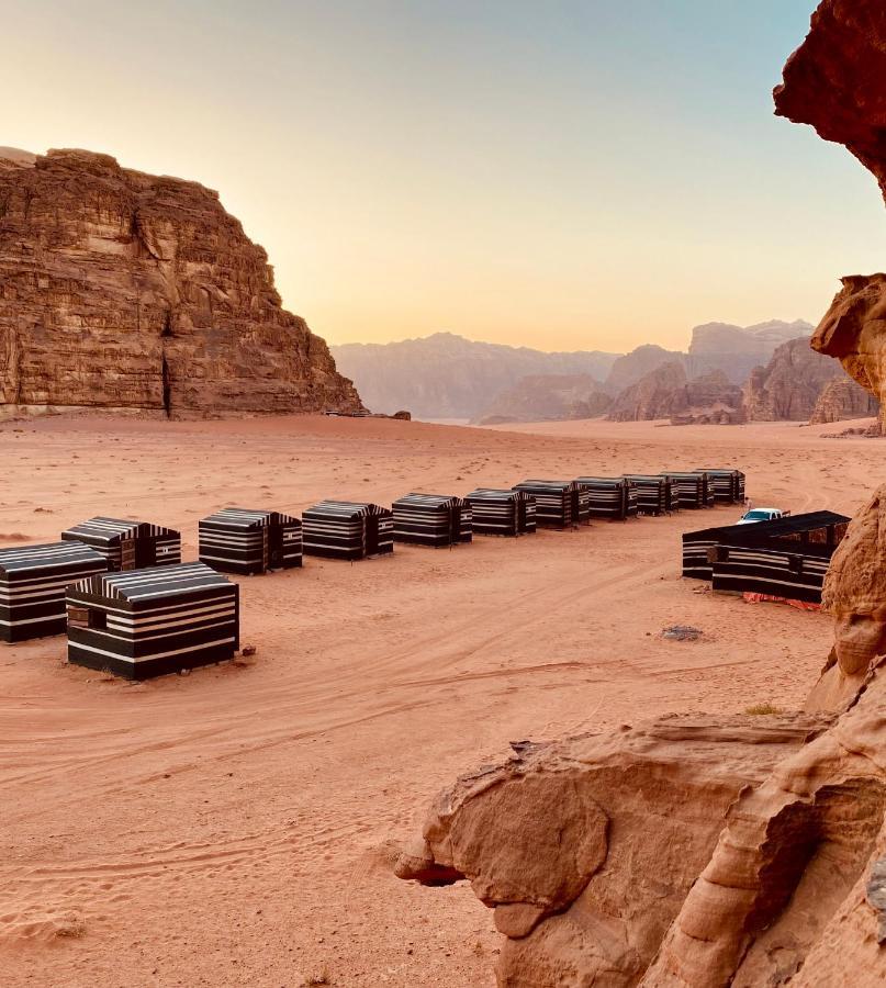 와디럼 Bedouin Memories Camp B&B 외부 사진