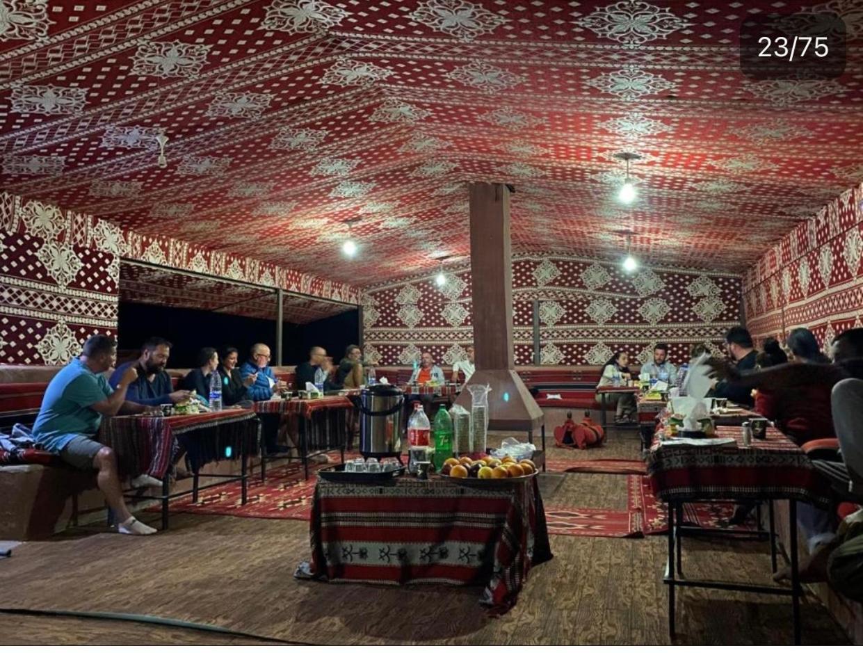와디럼 Bedouin Memories Camp B&B 외부 사진