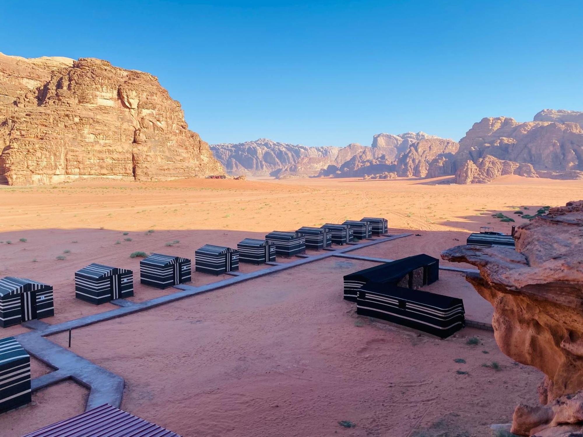 와디럼 Bedouin Memories Camp B&B 외부 사진