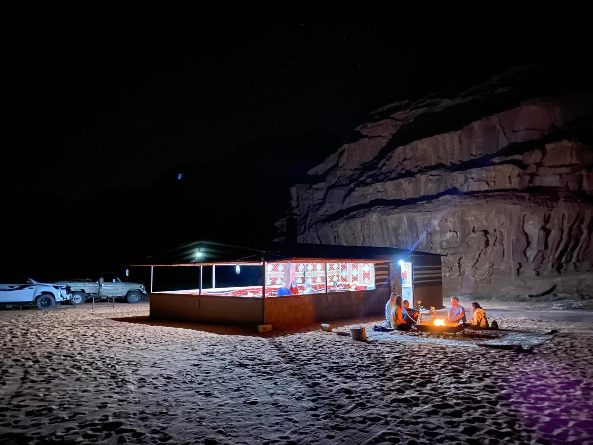 와디럼 Bedouin Memories Camp B&B 외부 사진