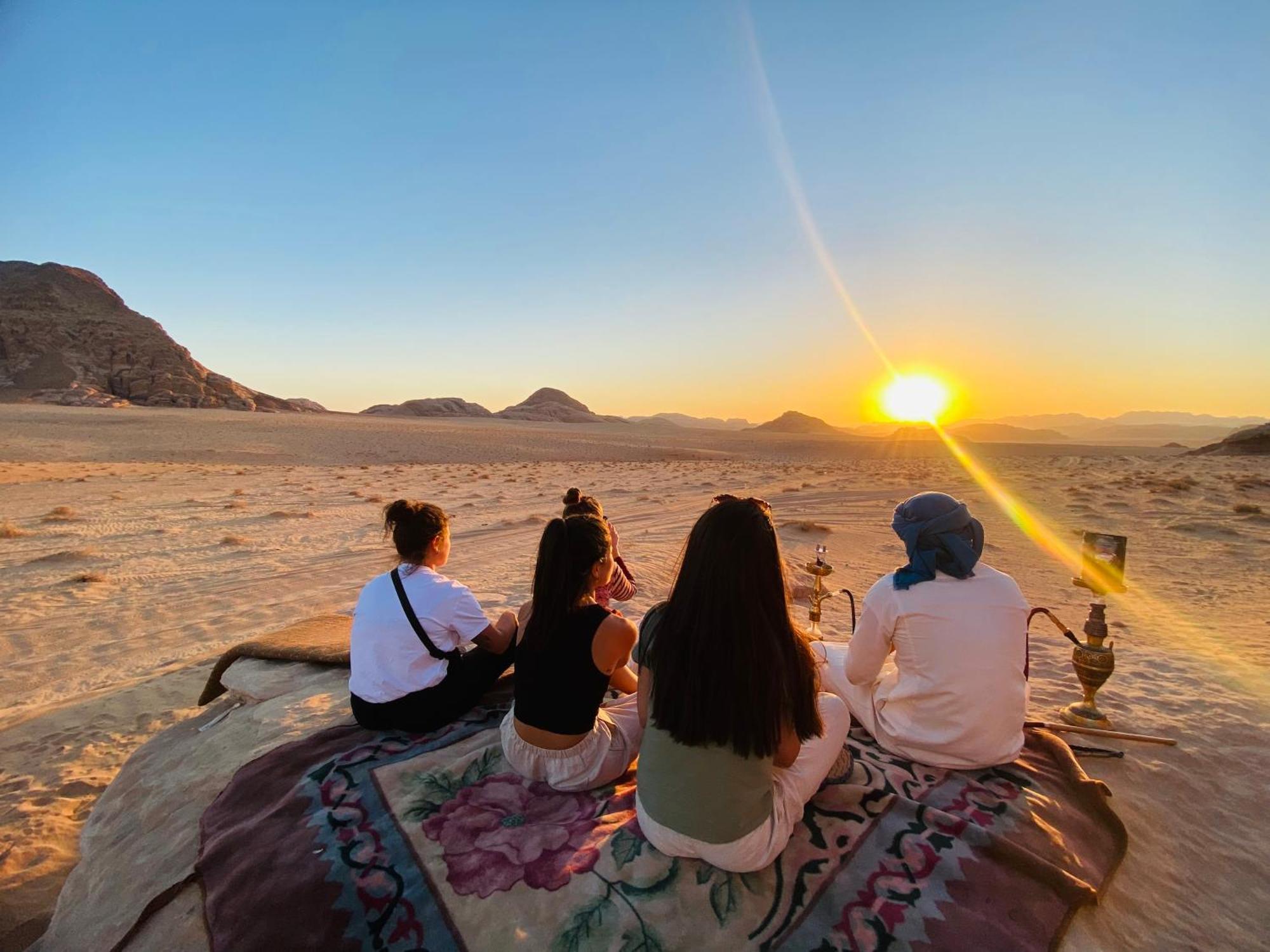 와디럼 Bedouin Memories Camp B&B 외부 사진