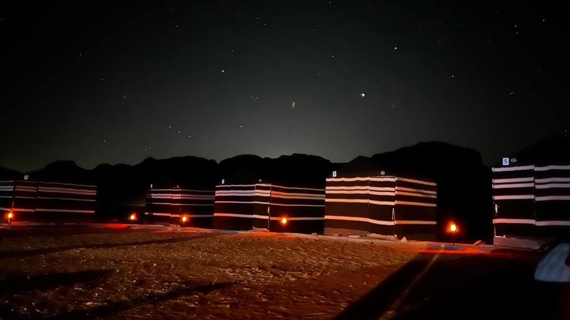 와디럼 Bedouin Memories Camp B&B 외부 사진